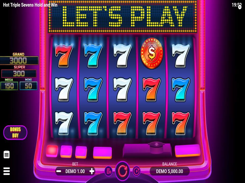 Hot Triple Sevens Hold and Win screenshot